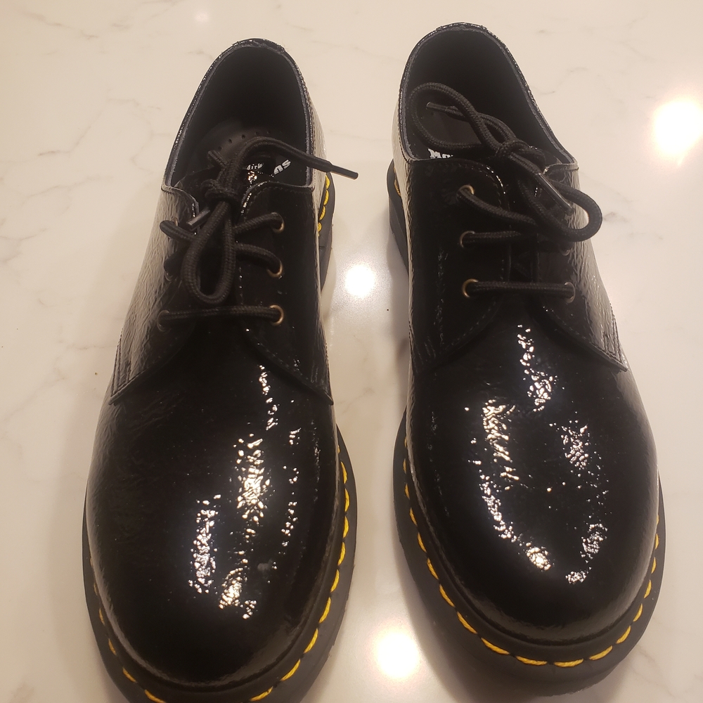 Doc Martens 1461 Women's Black Patent Lace-Up Oxford Shoes UK 8 US 10 LOoks NEW - Picture 3 of 9